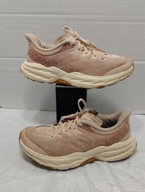 Hoka One One Speedgoat 5, Women # 7.5 US Sandstone Color